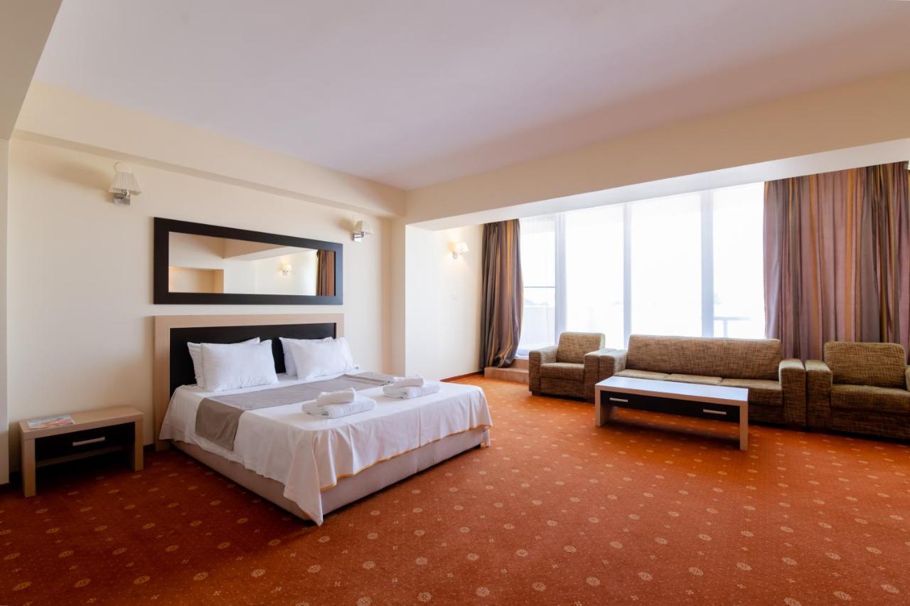 Hotel Oxford By Timhotels Τιμισοάρα Εξωτερικό φωτογραφία