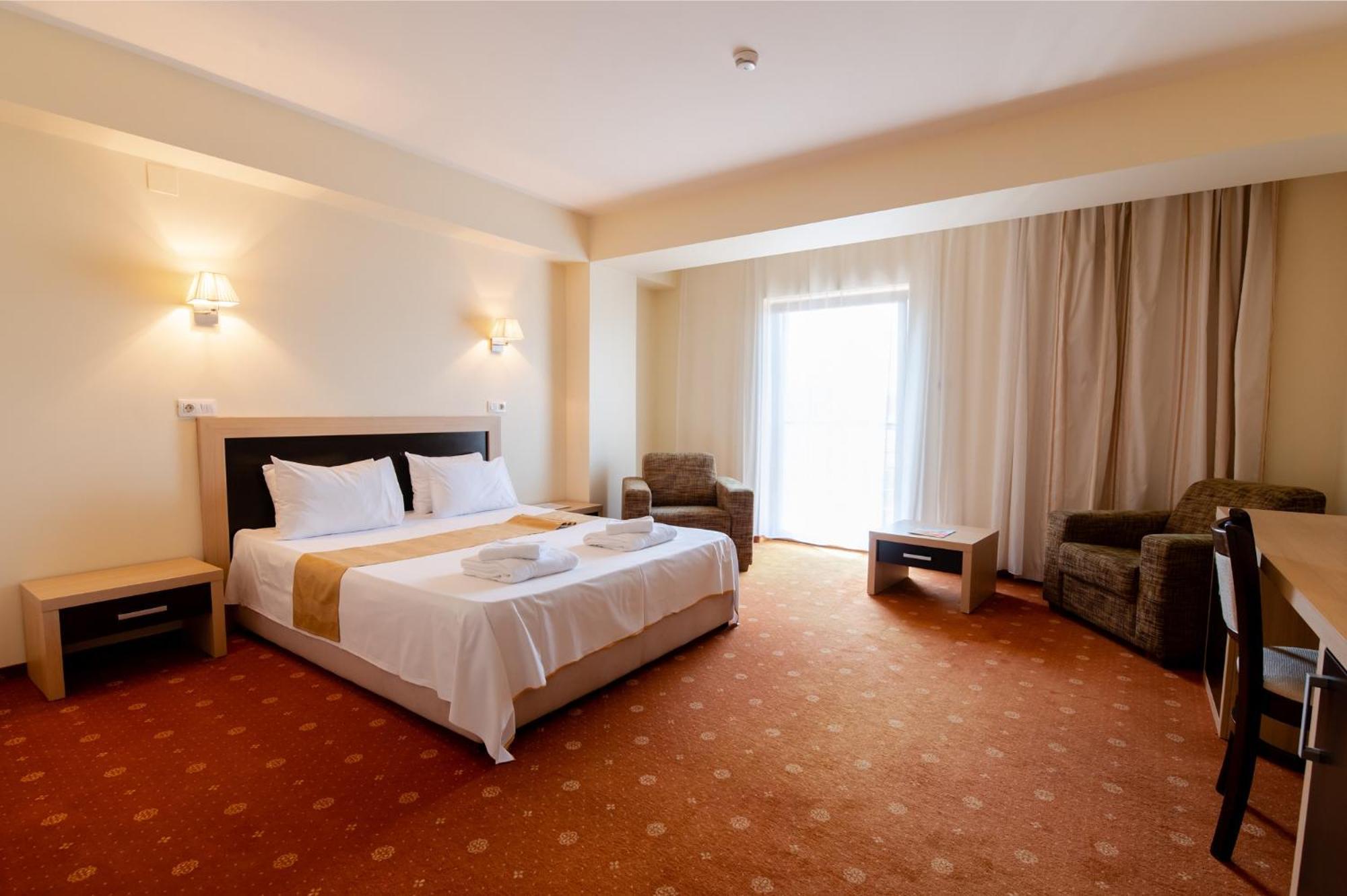 Hotel Oxford By Timhotels Τιμισοάρα Εξωτερικό φωτογραφία